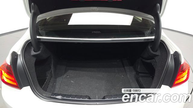 BMW 3 Series (F30) 320i 2015 — фото 20