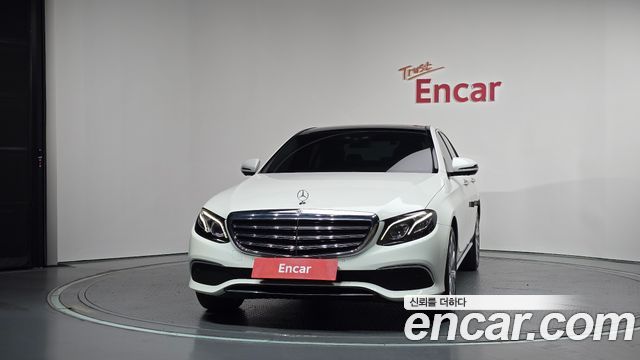 Mercedes-Benz E-Class (W213) E300 4MATIC Exclusive 2019 — фото 3