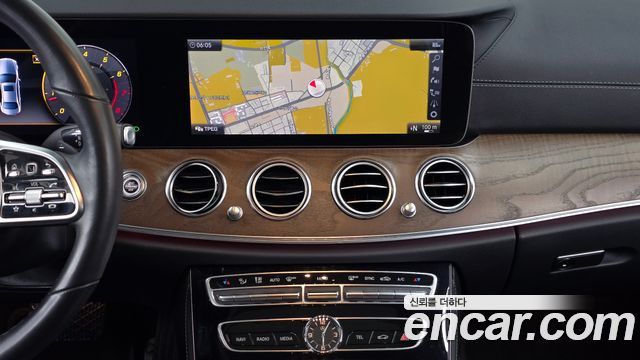 Mercedes-Benz E-Class (W213) E300 4MATIC Exclusive 2019 — фото 14