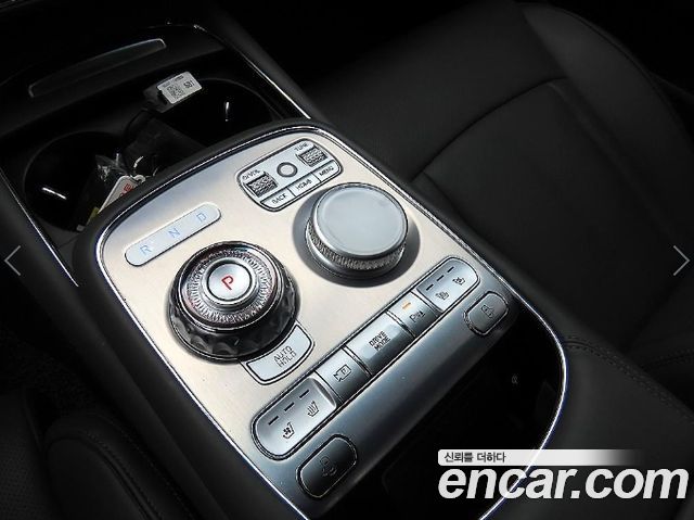 Genesis G90 (RS4) Gasoline 3.5 Turbo AWD 2023 — фото 9