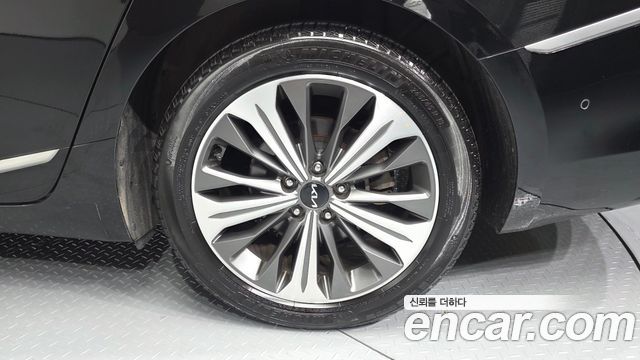 Kia K8 Hybrid Signature 2023 — фото 5