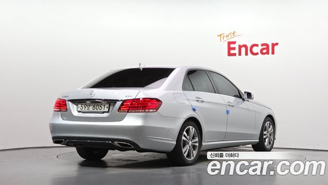 Mercedes-Benz E-Class (W212) E220 CDI Avantgarde 2014 — фото 2