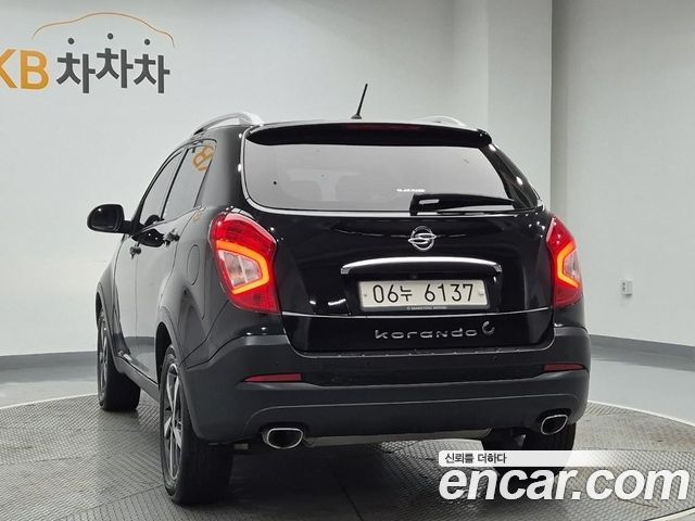 KG Mobility (SsangYong) Style Korando C 2.2 RX 2WD DLX 2017 — фото 2
