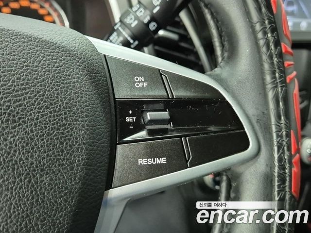 KG Mobility (SsangYong) Style Korando C 2.2 RX 2WD DLX 2017 — фото 20
