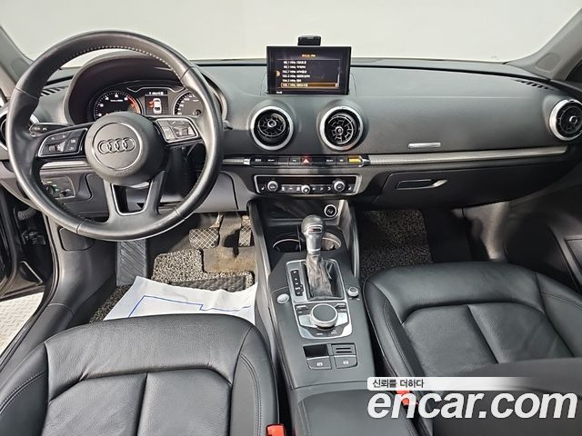Audi A3 40 TFSI 8V 2018 — фото 5