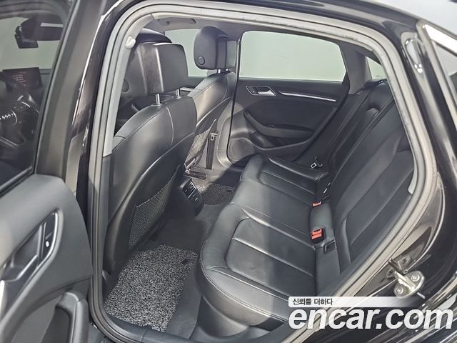 Audi A3 40 TFSI 8V 2018 — фото 16