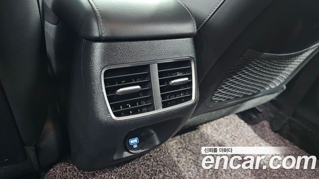 Hyundai Sonata (DN8) 2.0 Premium Family 2020 — фото 20