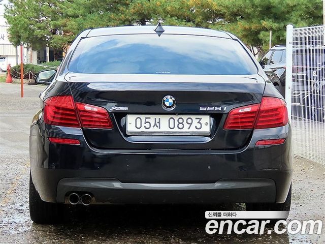 BMW 5 Series (F10) 528i xDrive M Aero Dynamic 2016 — фото 4