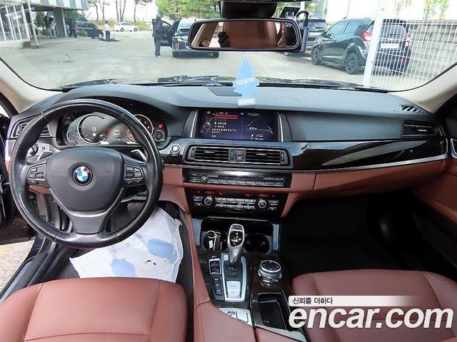 BMW 5 Series (F10) 528i xDrive M Aero Dynamic 2016 — фото 7