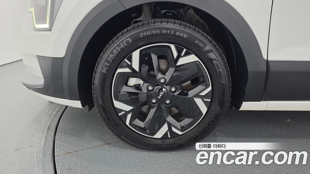 Kia Niro EV Air 2023 — фото 5