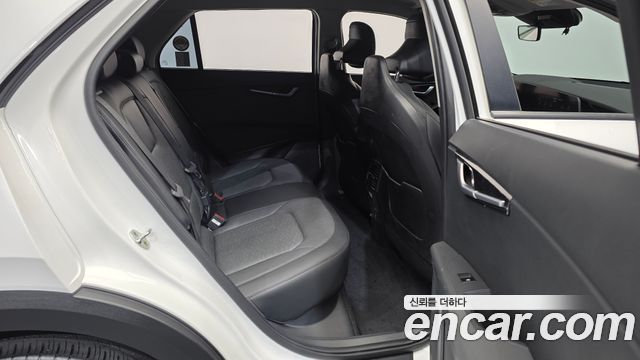 Kia Niro EV Air 2023 — фото 12