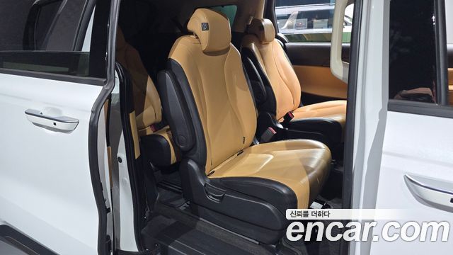 Kia Carnival (IV) Diesel 9-Seater Noblesse 2023 — фото 11