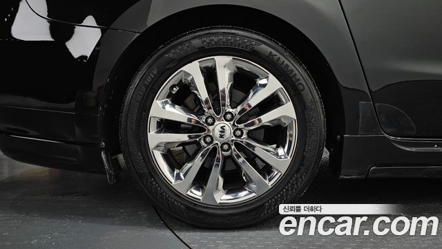 Kia Carnival 9-seater Hi-Limousine Prestige 2018 — фото 5