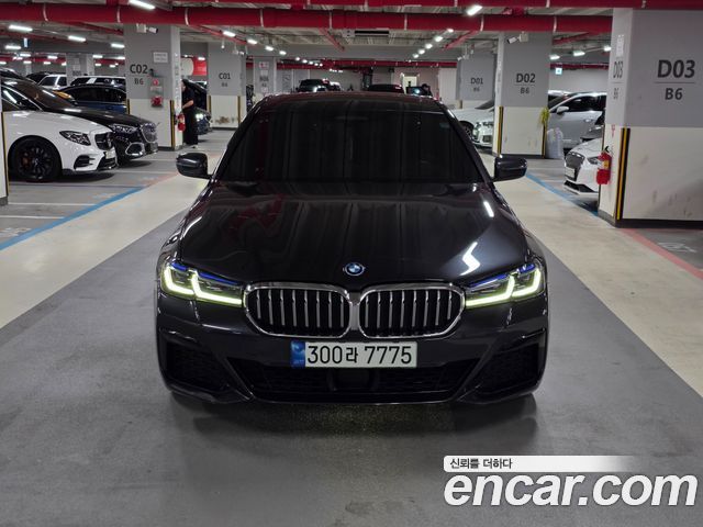 BMW 5 Series (G30) 530e M Sport 2022 — фото 3