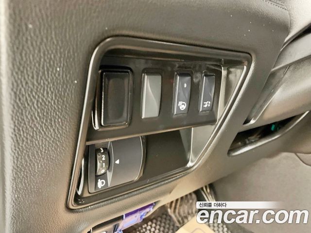 Renault Korea QM6 2.0 GDe PREMIERE 2WD 2020 — фото 22