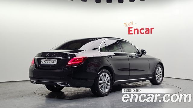 Mercedes-Benz C-Class (W205) C220 d Avantgarde 2019 — фото 2