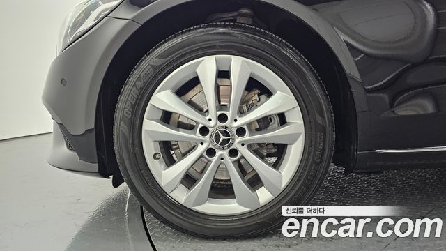 Mercedes-Benz C-Class (W205) C220 d Avantgarde 2019 — фото 5