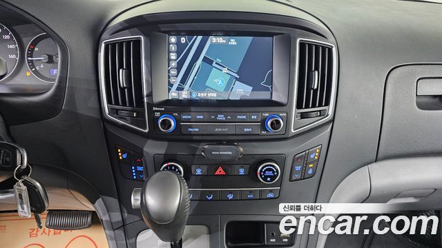 Hyundai Grand Starex 12-Seater Wagon Smart 2017 — фото 13