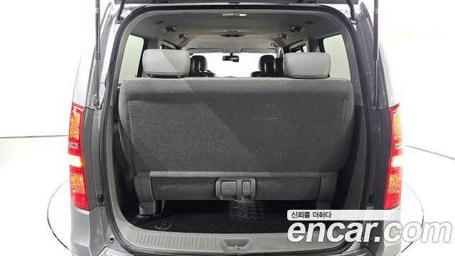 Hyundai Grand Starex 12-Seater Wagon Smart 2017 — фото 17