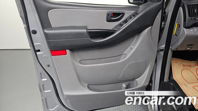 Hyundai Grand Starex 12-Seater Wagon Smart 2017 — фото 25