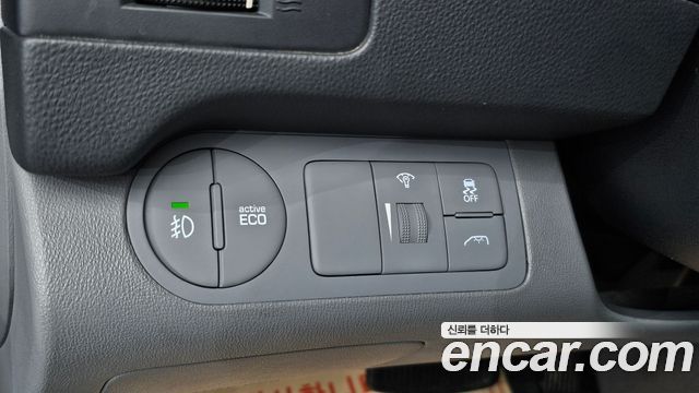 Hyundai Grand Starex 12-Seater Wagon Smart 2017 — фото 28