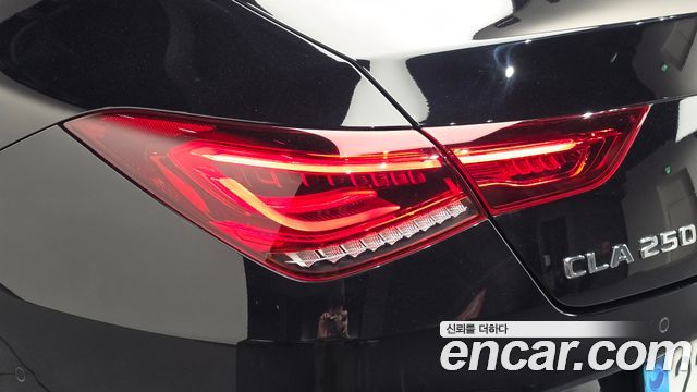 Mercedes-Benz CLA-Class (C118) CLA250 4MATIC 2023 — фото 23
