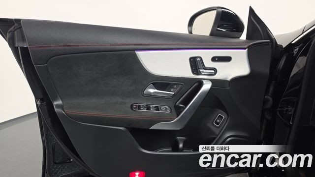 Mercedes-Benz CLA-Class (C118) CLA250 4MATIC 2023 — фото 24