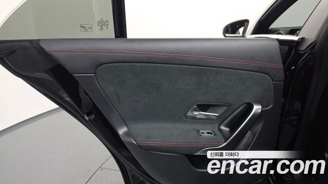 Mercedes-Benz CLA-Class (C118) CLA250 4MATIC 2023 — фото 25