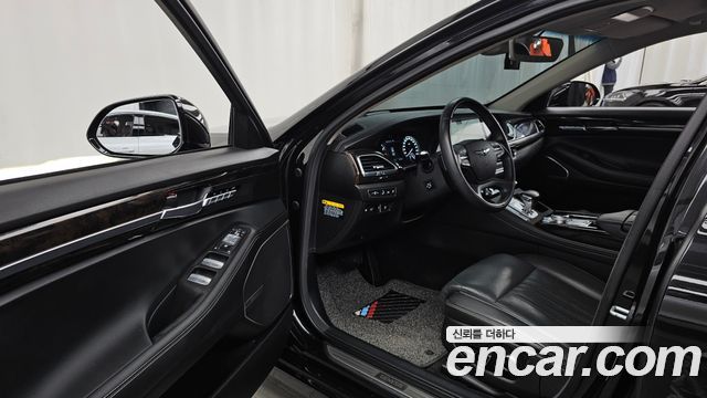 Genesis G90 3.3 T AWD Luxury 2019 — фото 10