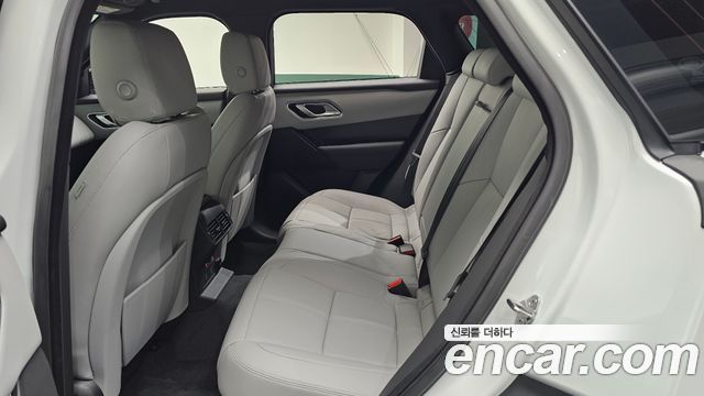 Land Rover Range Rover Velar 2.0 P250 Dynamic SE 2026 — фото 4