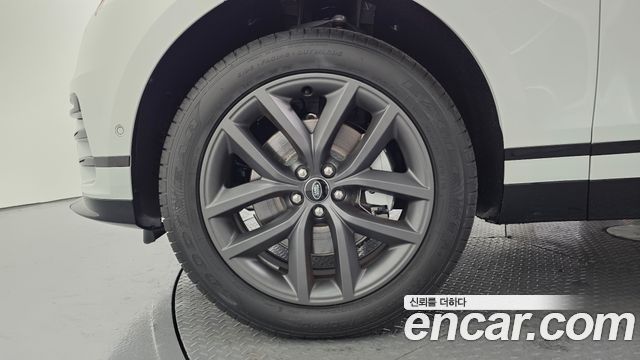 Land Rover Range Rover Velar 2.0 P250 Dynamic SE 2026 — фото 8