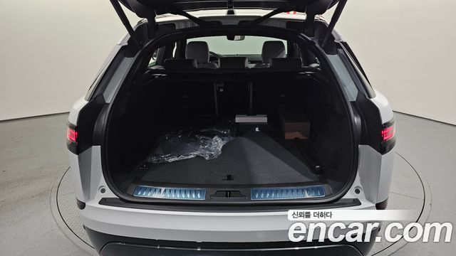 Land Rover Range Rover Velar 2.0 P250 Dynamic SE 2026 — фото 10