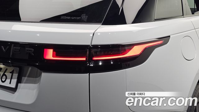 Land Rover Range Rover Velar 2.0 P250 Dynamic SE 2026 — фото 19