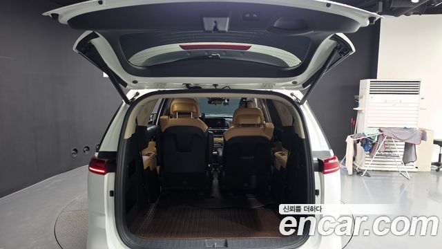 Kia Carnival (IV) Gasoline 7-Seater Signature 2021 — фото 20