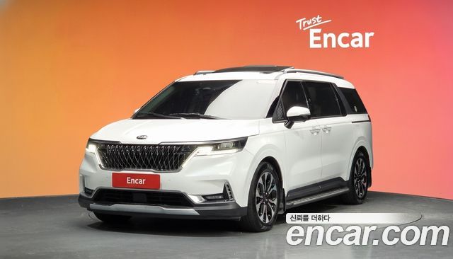 Kia Carnival (IV) Gasoline 7-Seater Signature