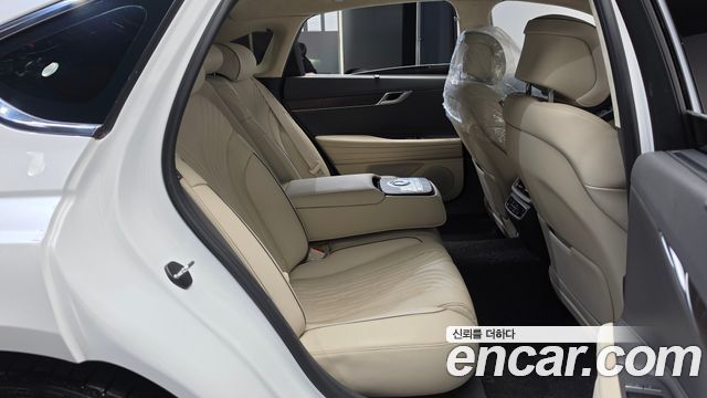 Genesis G80 (RG3) Gasoline 2.5 Turbo AWD 2022 — фото 11