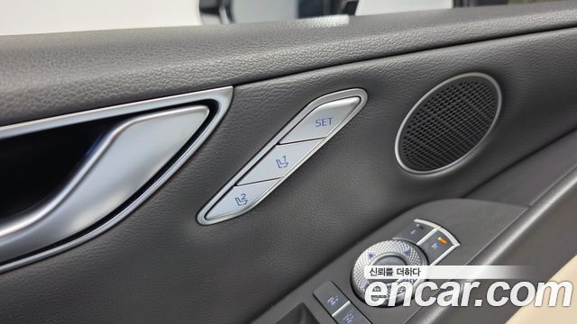 Genesis G80 (RG3) Gasoline 2.5 Turbo AWD 2022 — фото 41