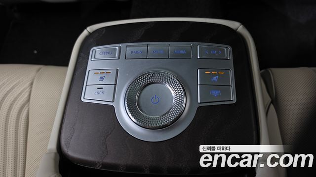 Genesis G80 (RG3) Gasoline 2.5 Turbo AWD 2022 — фото 43