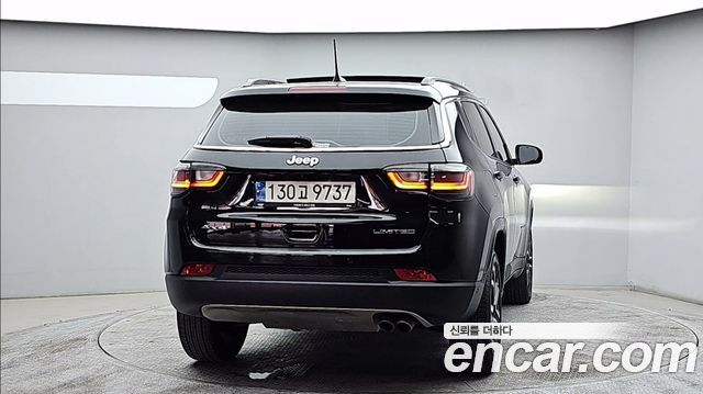 Jeep Compass (II) 2.4 Limitied AWD 2022 — фото 4
