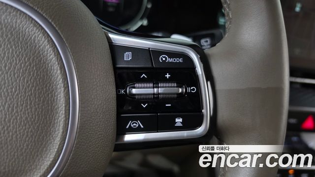 Kia Carnival (IV) Gasoline 9-Seater Hi-Limousine Signature 2021 — фото 16