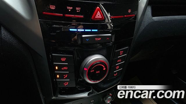 KG Mobility (SsangYong) Tivoli VX 2WD 2016 — фото 17