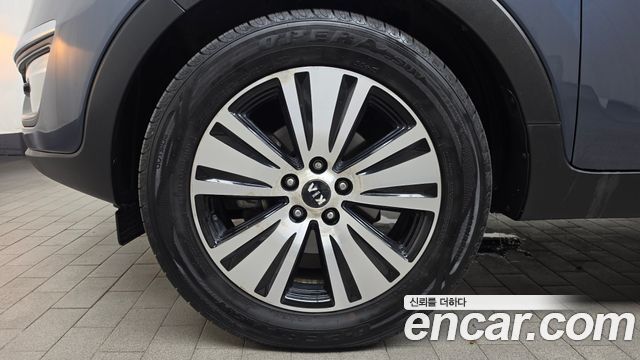 Kia Sportage R Diesel 2WD Trendy 2014 — фото 5
