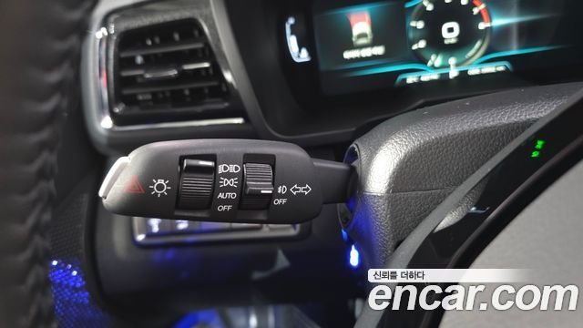 KG Mobility (SsangYong) Tivoli Air 1.5 A3 2WD 2021 — фото 14