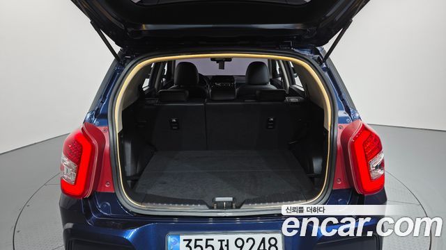 KG Mobility (SsangYong) Tivoli Air 1.5 A3 2WD 2021 — фото 28
