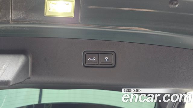 Genesis GV70 2.5T Gasoline AWD 2021 — фото 37