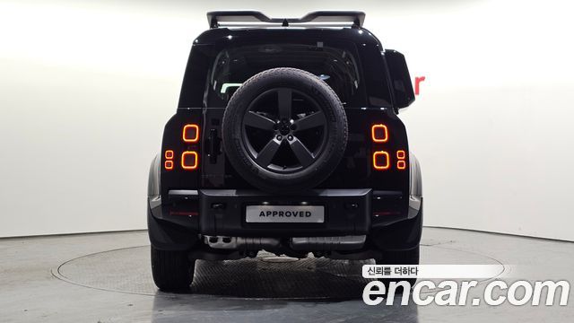 Land Rover Defender (L663) 110 D300 X-Dynamic HSE 2026 — фото 6