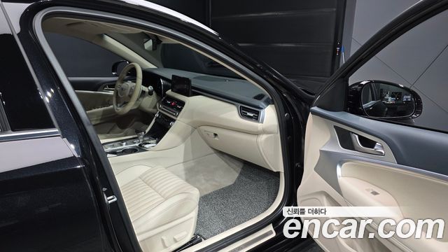 Genesis G70 Gasoline 2.5T 4WD 2024 — фото 11
