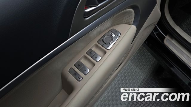 Genesis G70 Gasoline 2.5T 4WD 2024 — фото 29