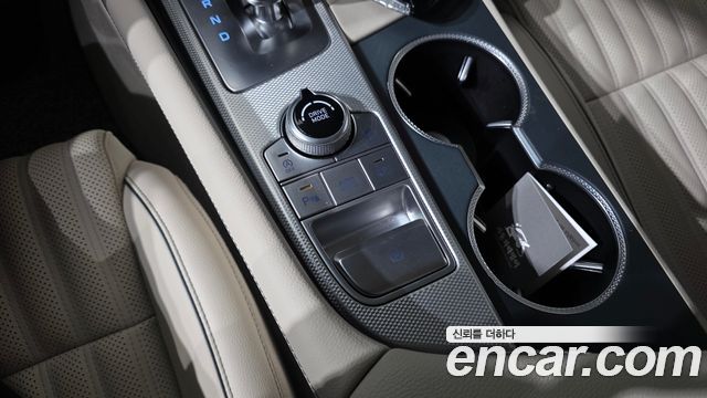 Genesis G70 Gasoline 2.5T 4WD 2024 — фото 33