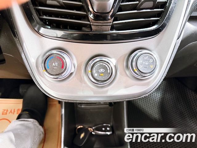 Chevrolet Spark Premier 2019 — фото 10